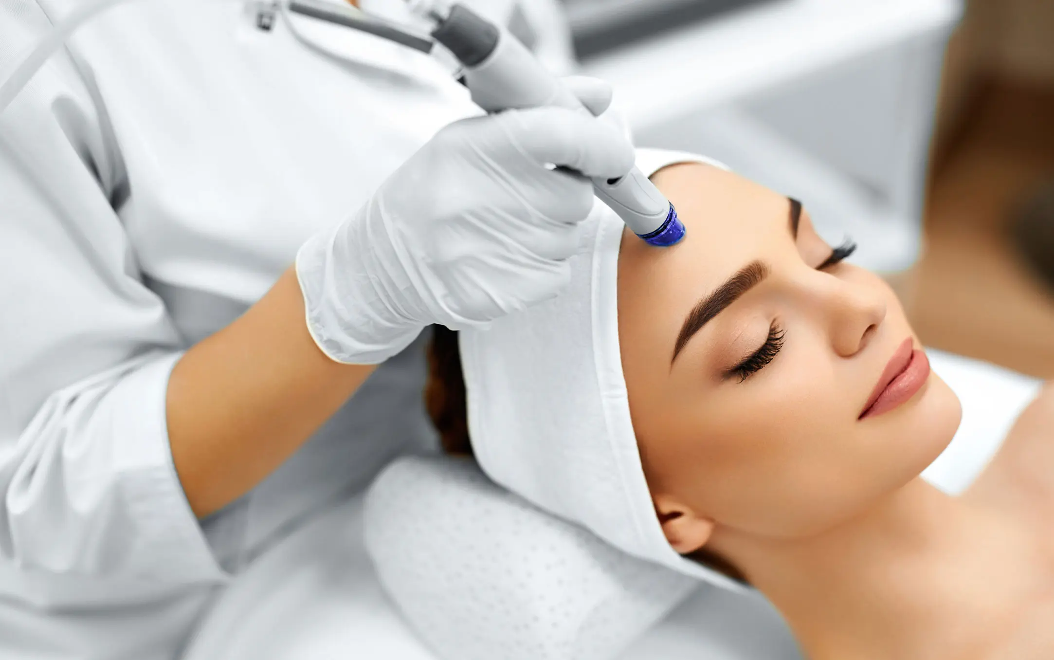 What Is Collagen Lift Therapy and How Can It Help Ageing, Loose Skin Southgate?